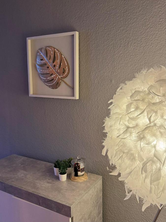 Appartement "Johanna" Mit 3 Schlafzimmern Weissenfels Exterior photo